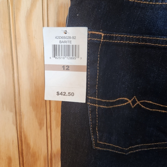 Lucky Brand Authentic Skinny Jeans - Picture 13 of 15